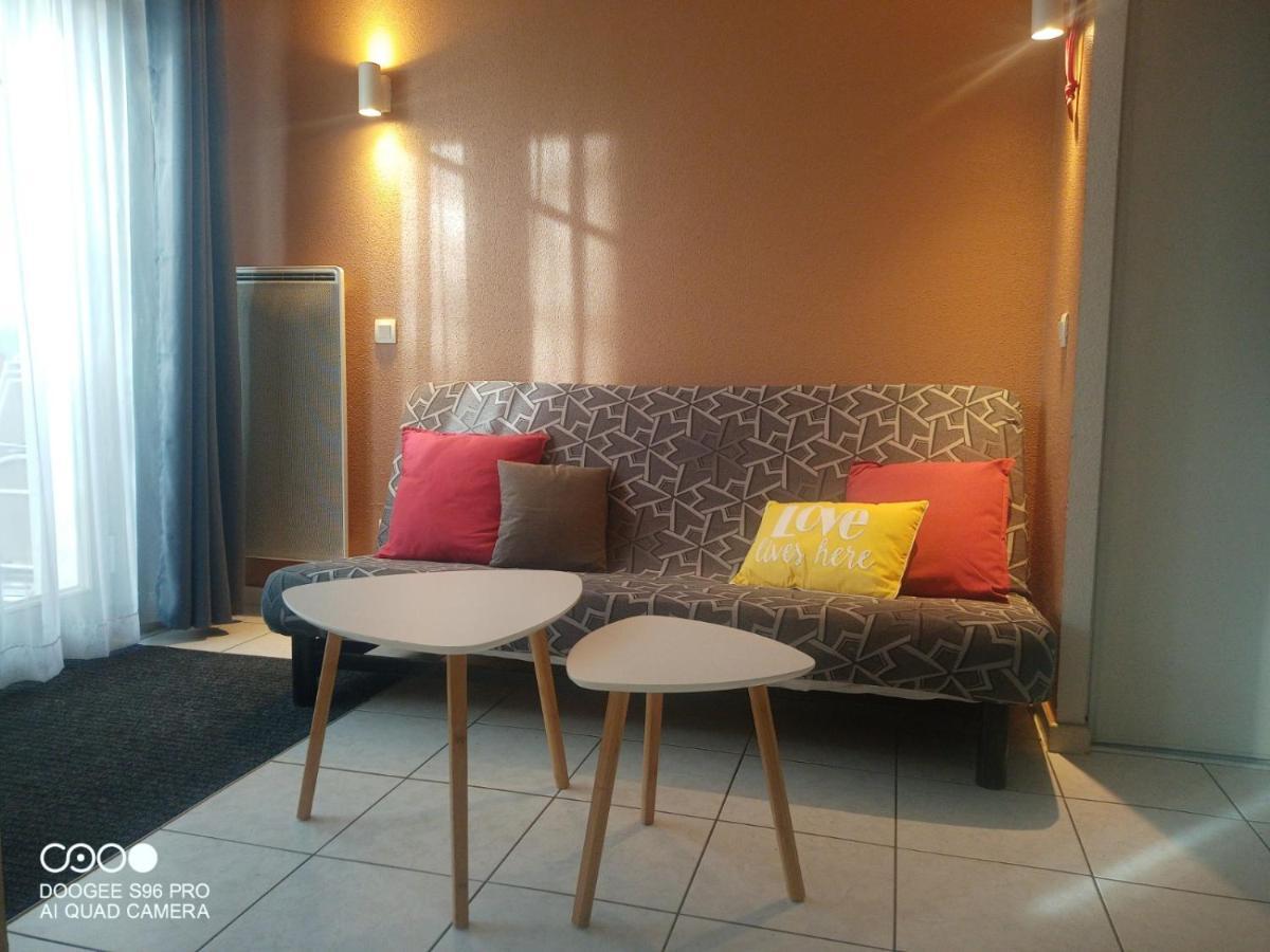 Piscine Apartment *