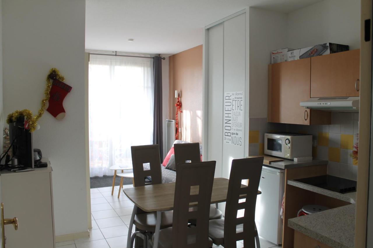 Piscine Apartment *